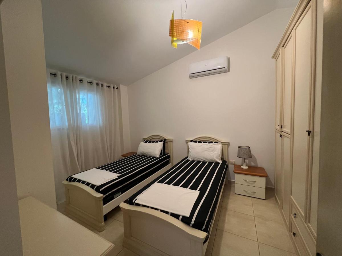 Apartments Wonderful Bay Sarandë Buitenkant foto