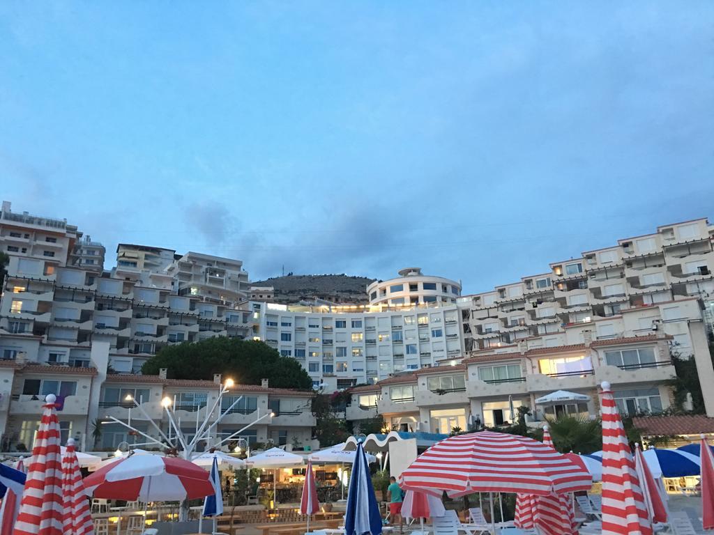 Apartments Wonderful Bay Sarandë Buitenkant foto