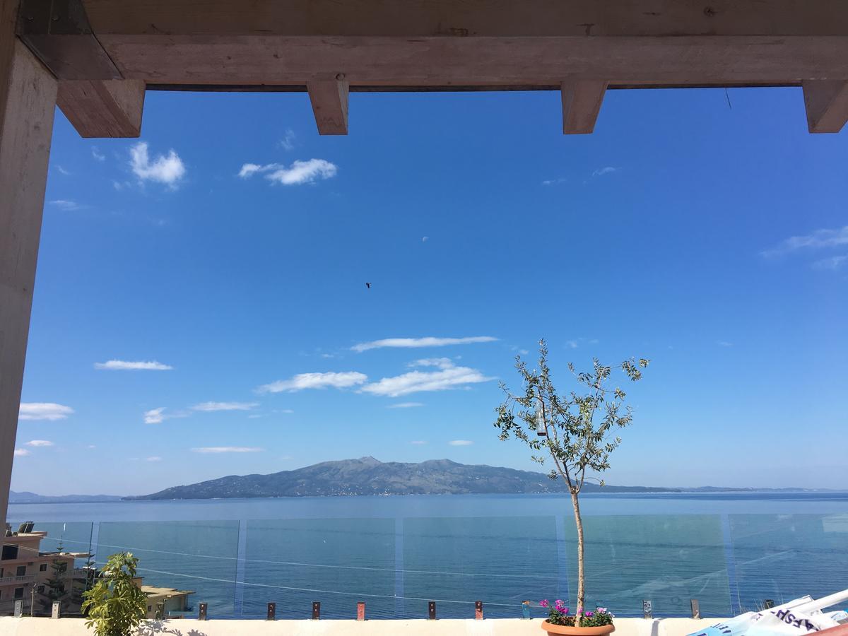 Apartments Wonderful Bay Sarandë Buitenkant foto