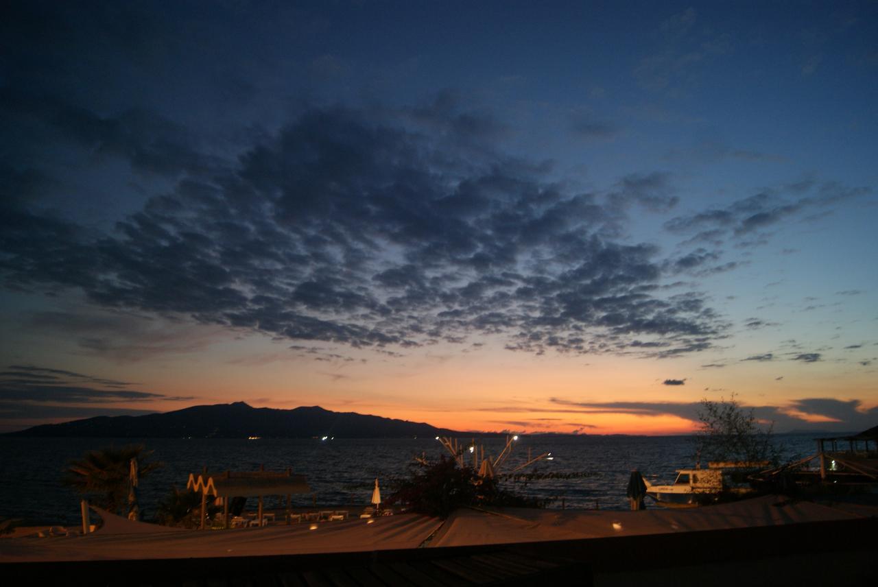 Apartments Wonderful Bay Sarandë Buitenkant foto