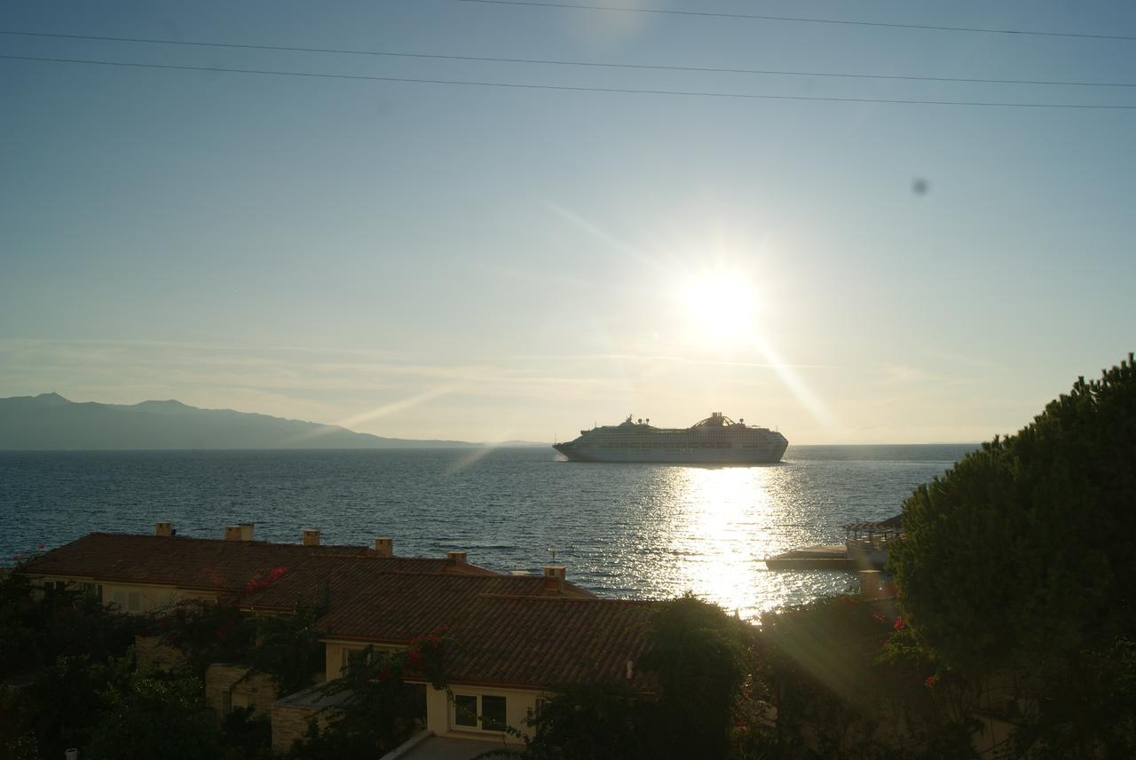 Apartments Wonderful Bay Sarandë Buitenkant foto